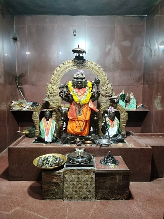 पंचदेव पहाड दत्तमंदिर कुरवपूर